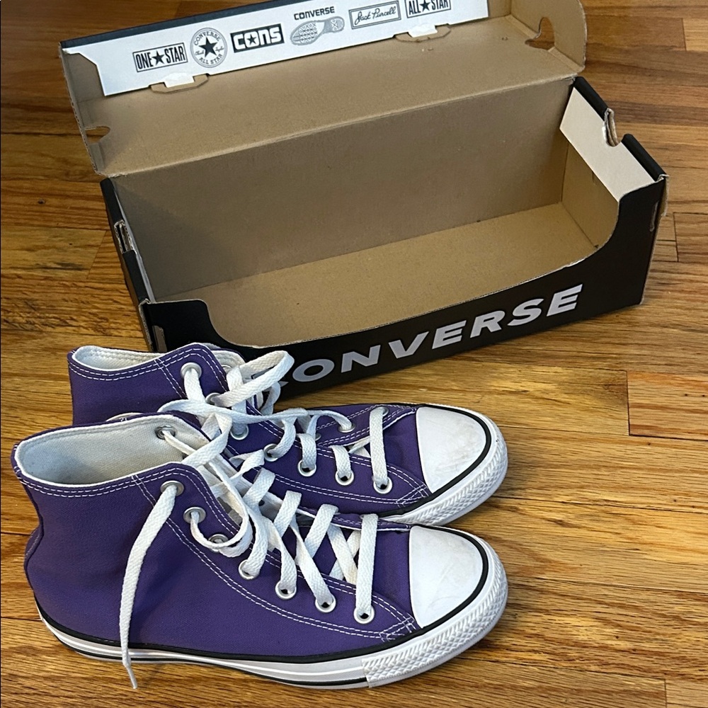 Converse Classic Purple High-Tops